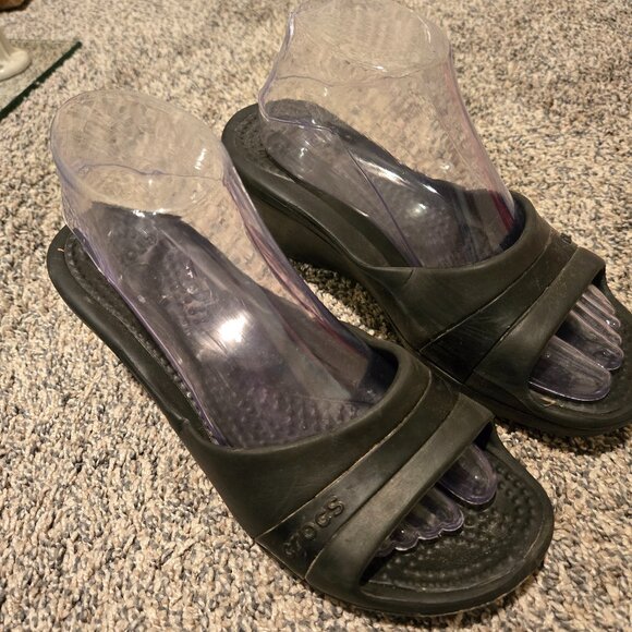 Crocs Sassari Wedge Sandals Black 8 - Picture 1 of 5